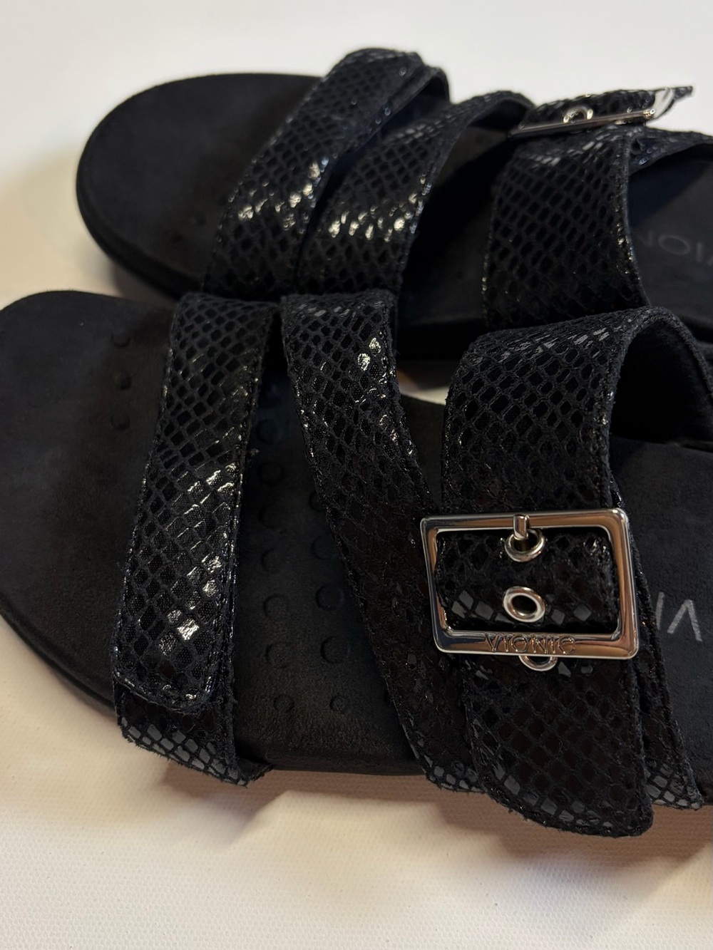Vionic Black Snakeskin Print Orthotic Slide Sandals Adjustable Buckle Size 10 - Picture 7 of 7
